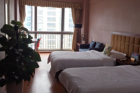 重庆朗菲商务酒店(原朗菲酒店龙湖西苑店)