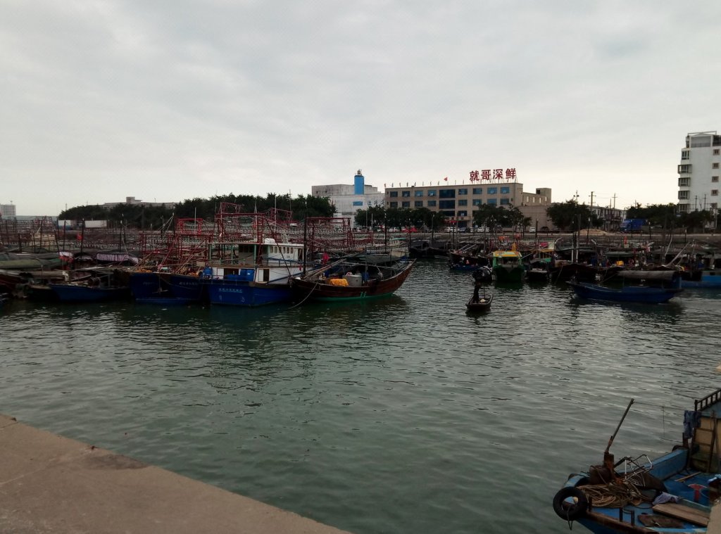 北海北海近海边海鲜市场温馨套房普通公寓(湖南路店)