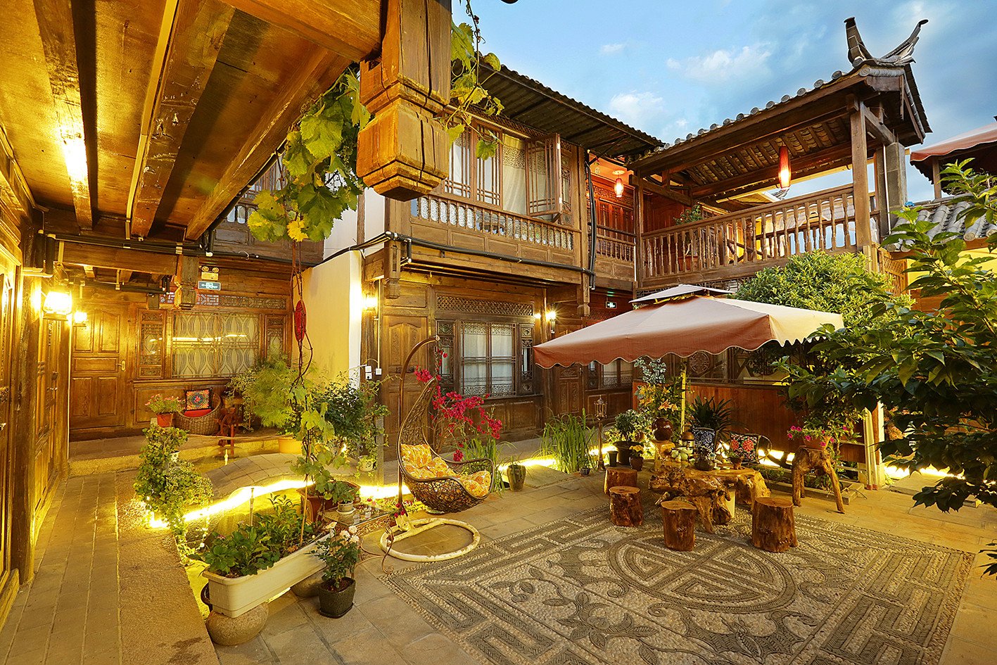 丽江古城幸福花园客栈