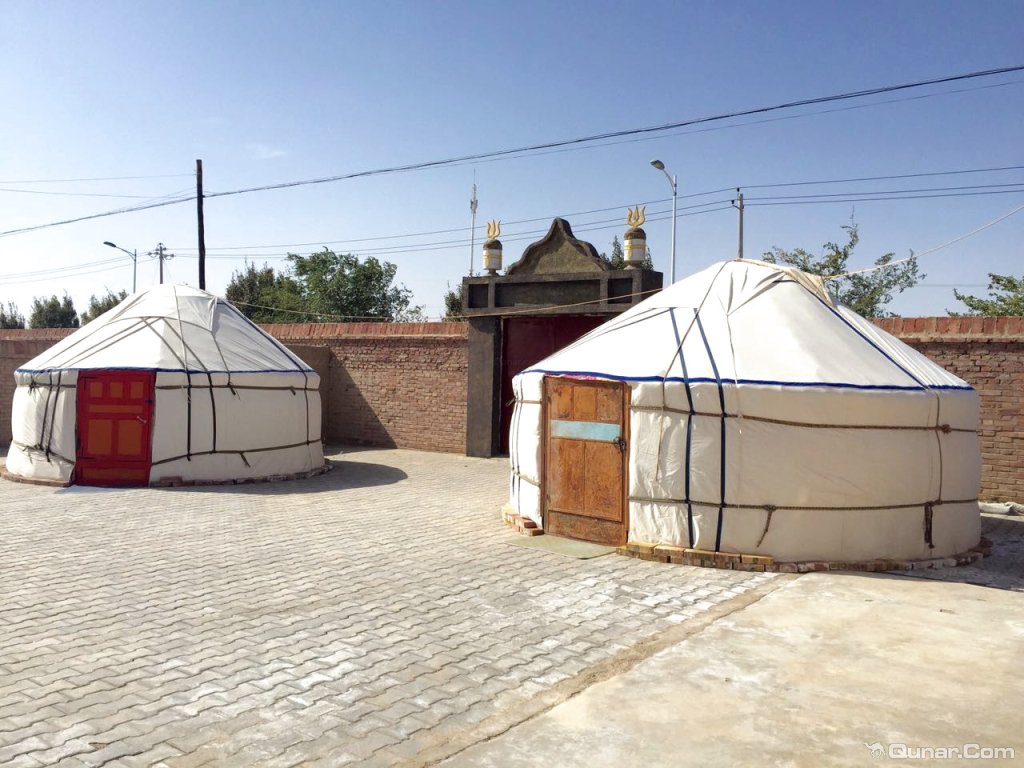 信息纠错 管理客栈 去哪儿客栈民宿 阿拉善盟客栈 额济纳旗胡杨人家