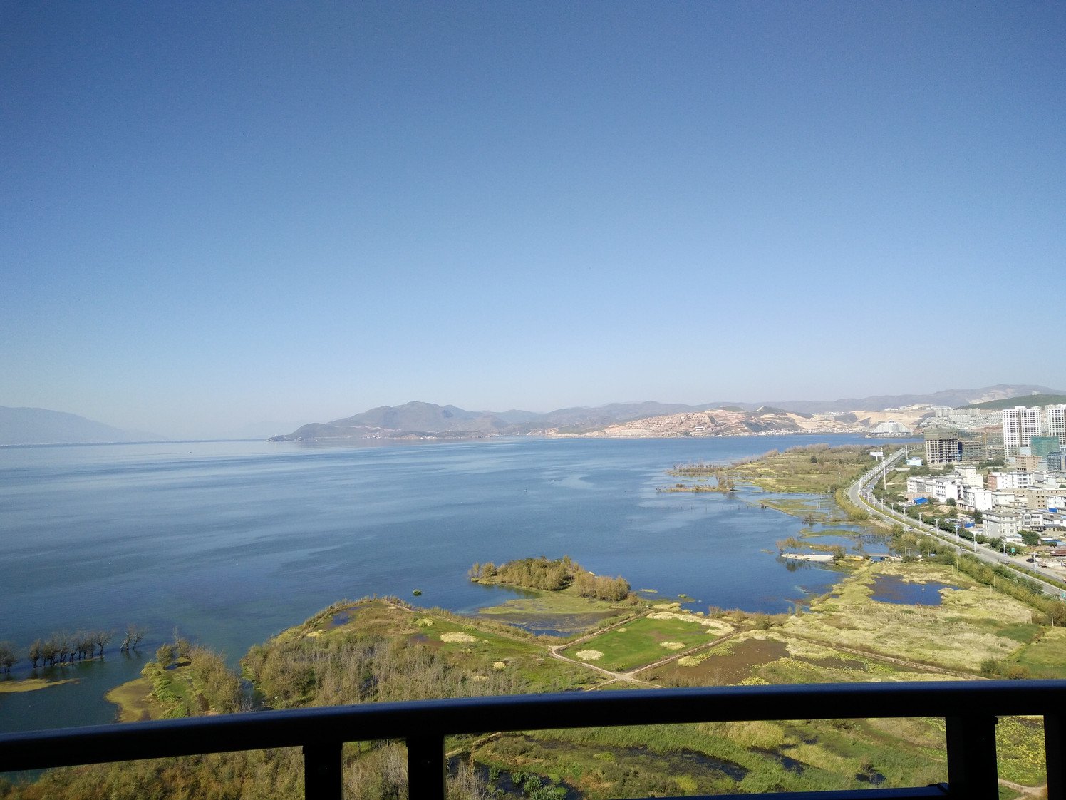 大理瞰海海景养生客栈