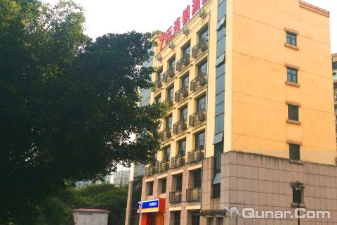 7天酒店重庆北碚新区轻轨站店