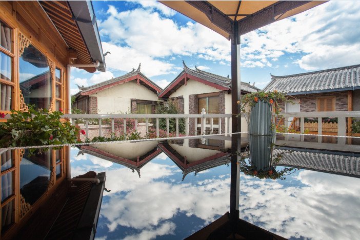 信息纠错 管理客栈 去哪儿客栈民宿 丽江客栈 丽江听花堂花园美宿 1 2