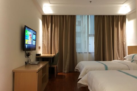 钦州老船长商务酒店