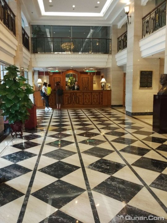 澳门新丽华酒店(Sintra Hotel)