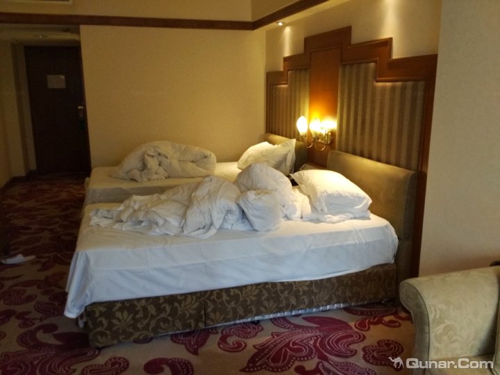 澳门新丽华酒店(Sintra Hotel)