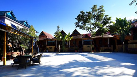 西双版纳嘎洒小镇曼达温泉小院客栈(曼达村分店)