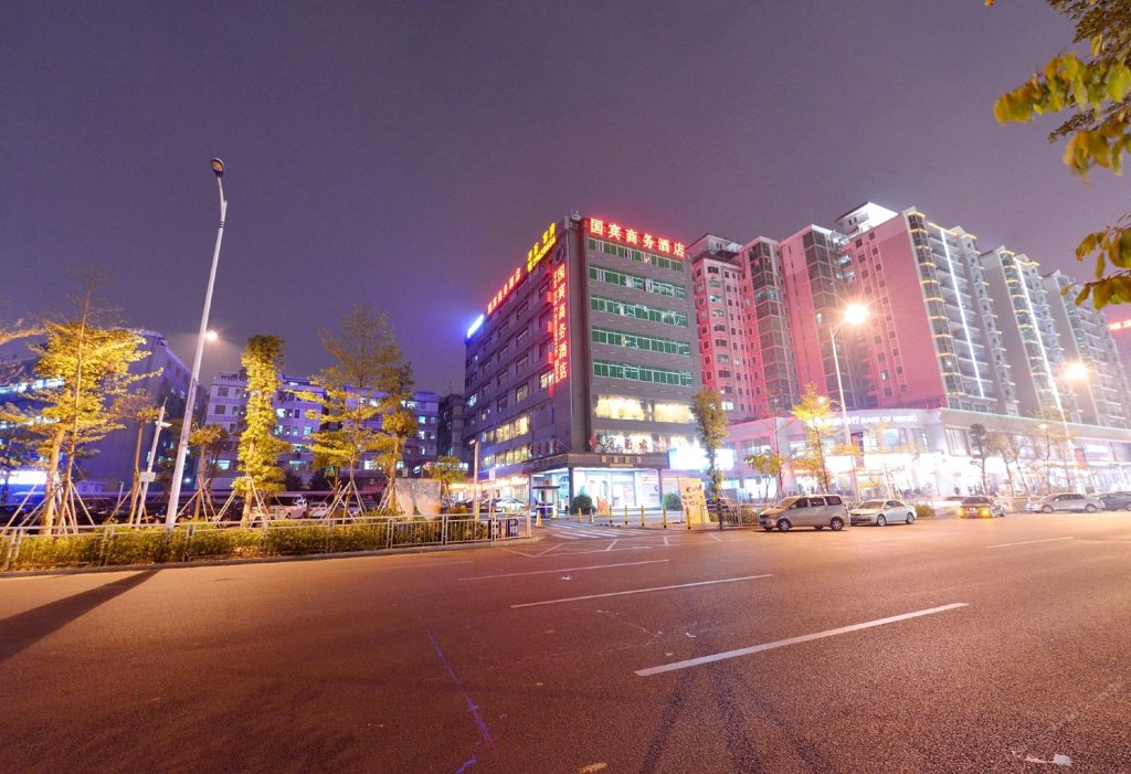 定南龙辉大酒店