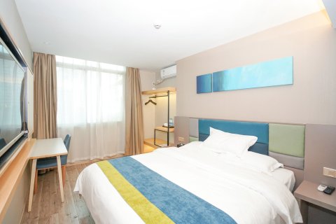 怡莱酒店(泉州万达店)