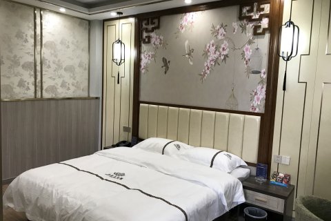 阿荣旗兴龙泉洗浴宾馆