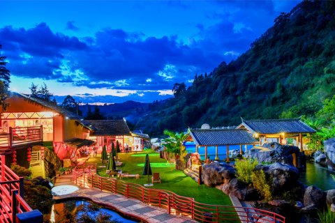 漾濞石门关碧岚温泉度假酒店