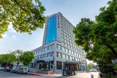 【顺昌大酒店(杭州白马湖国际会展中心店)预订价格】房价_电话_地址