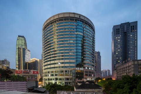 秋果酒店(重庆解放碑步行街洪崖洞店)