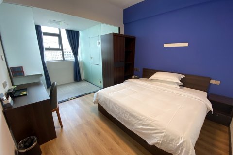 酒店百宝箱 酒店首页 深圳 酒店 深圳窝趣公寓大浪店(华荣路分店)