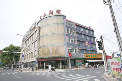 骏怡连锁酒店(泰州坡子街店)