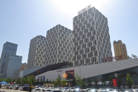 麗枫酒店(乌鲁木齐高铁万达广场店)