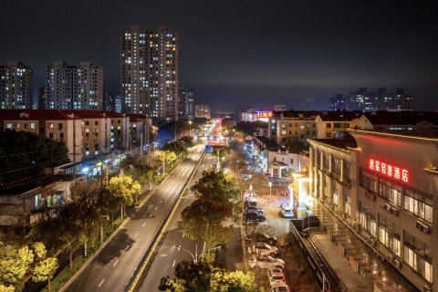 逸家轻奢酒店(上海奉贤南桥店)