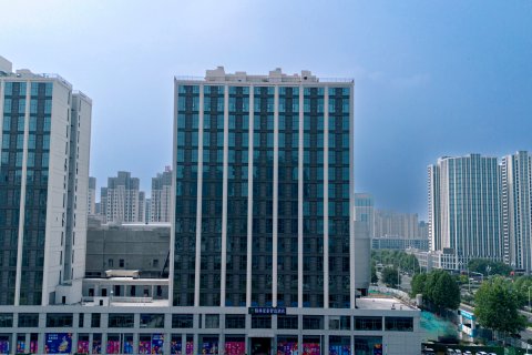 格林豪泰智选酒店(漯河高铁西站万达广场店)